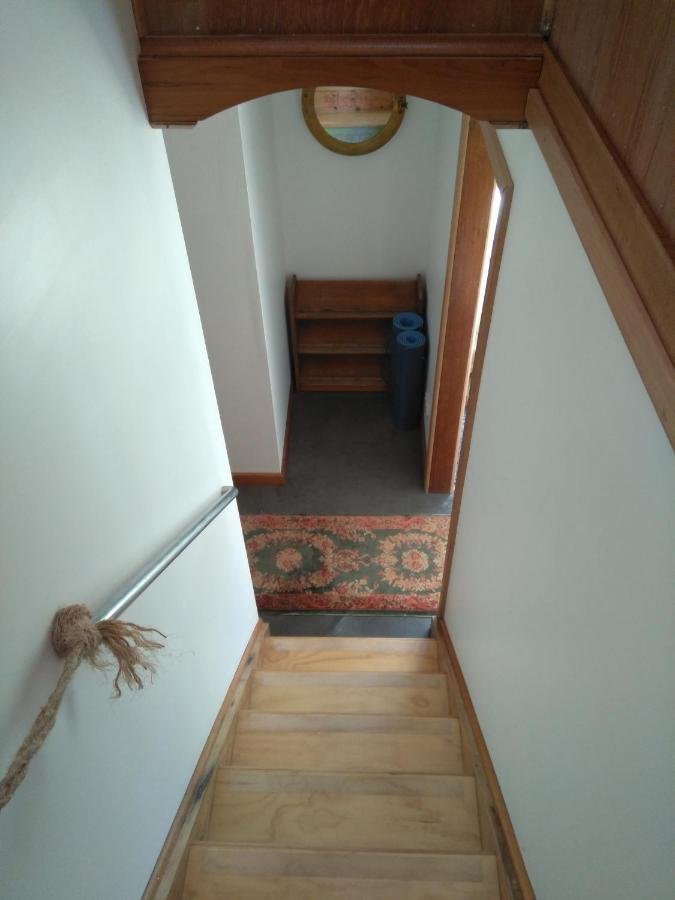 Cherry Top Farmstay - Boutique Eco Village Lilydale ภายนอก รูปภาพ