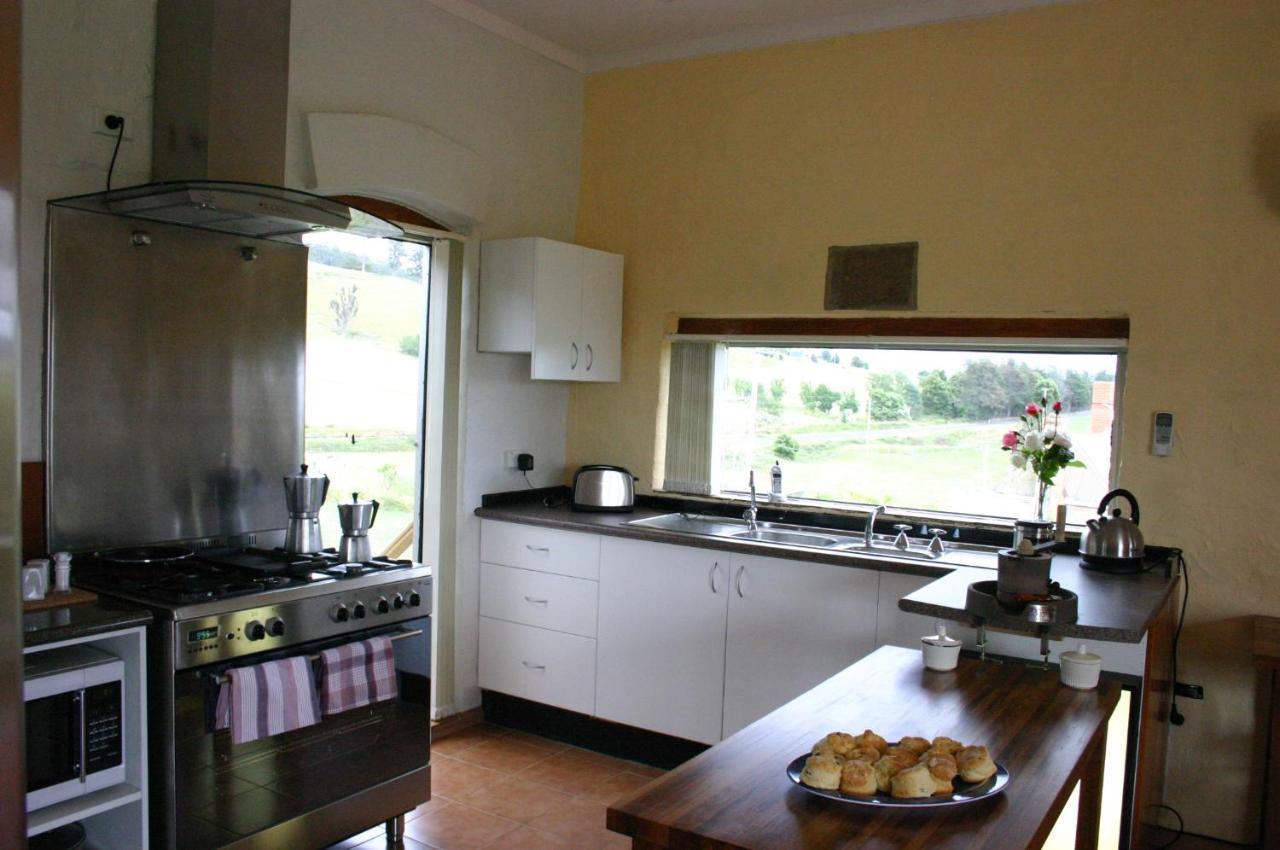 Cherry Top Farmstay - Boutique Eco Village Lilydale ภายนอก รูปภาพ